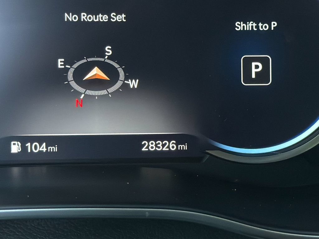 Used 2023 Genesis G70 2.0T RWD image 27