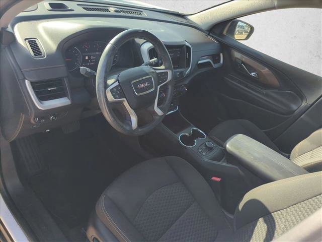Used 2021 GMC Terrain SLE w/ Driver Convenience Package image 10