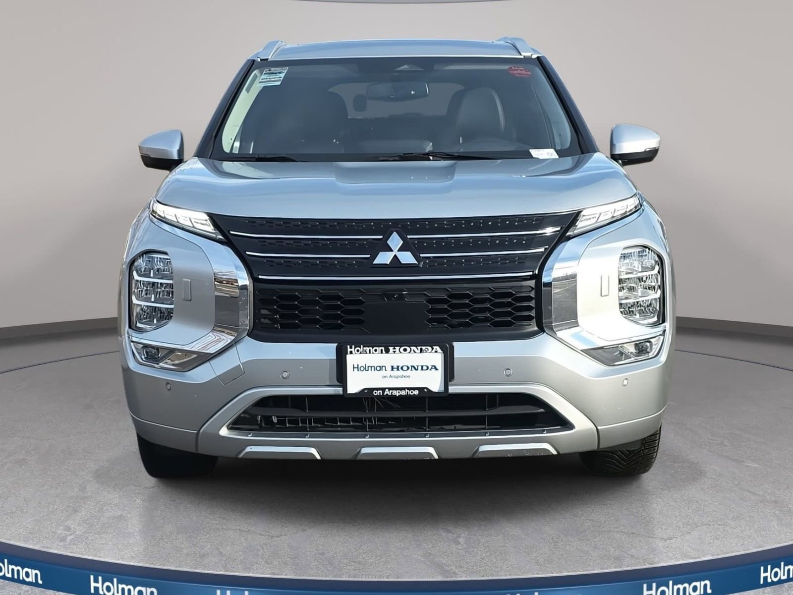 Used 2024 Mitsubishi Outlander SEL image 3