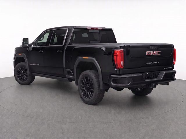 Used 2023 GMC Sierra 2500 Denali w/ Denali Black Diamond Edition AWD/4WD image 5