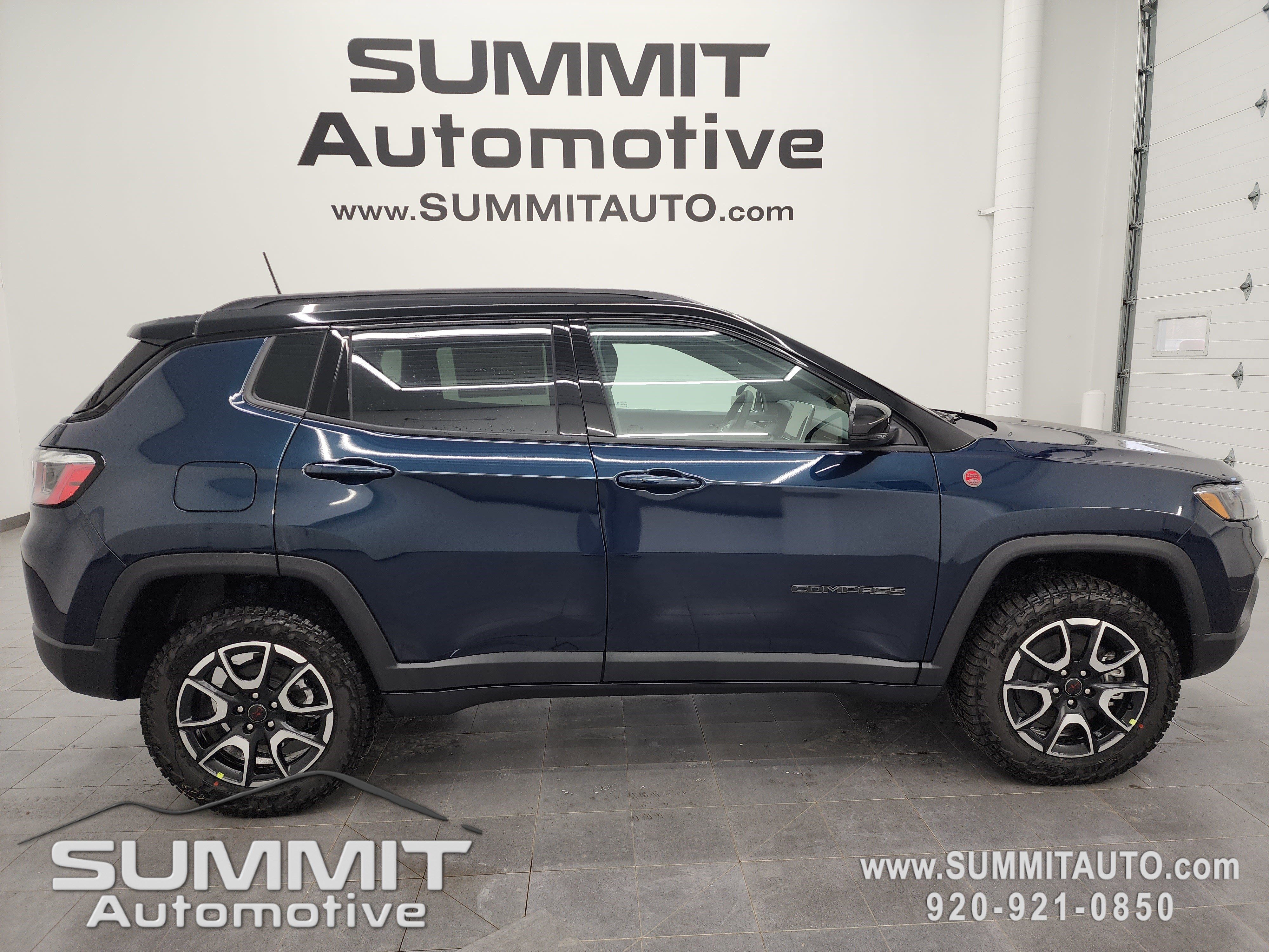 New 2026 Jeep Compass Trailhawk w/ Sun, Sound & Navigation Group image 1