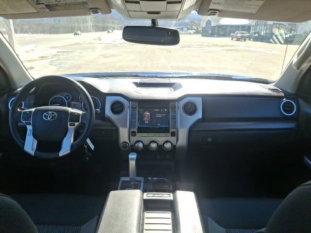 Used 2015 Toyota Tundra SR5 w/ SR5 Upgrade Package image 14