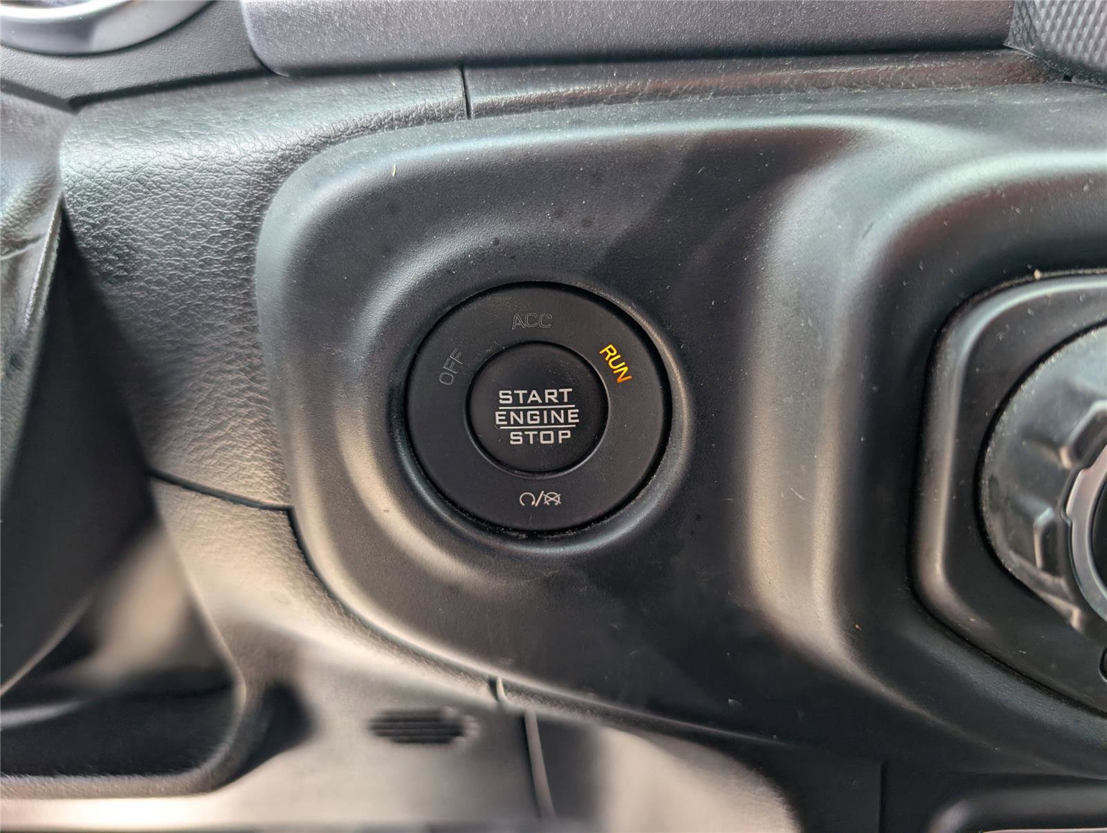 Used 2023 Jeep Wagoneer Series II image 19