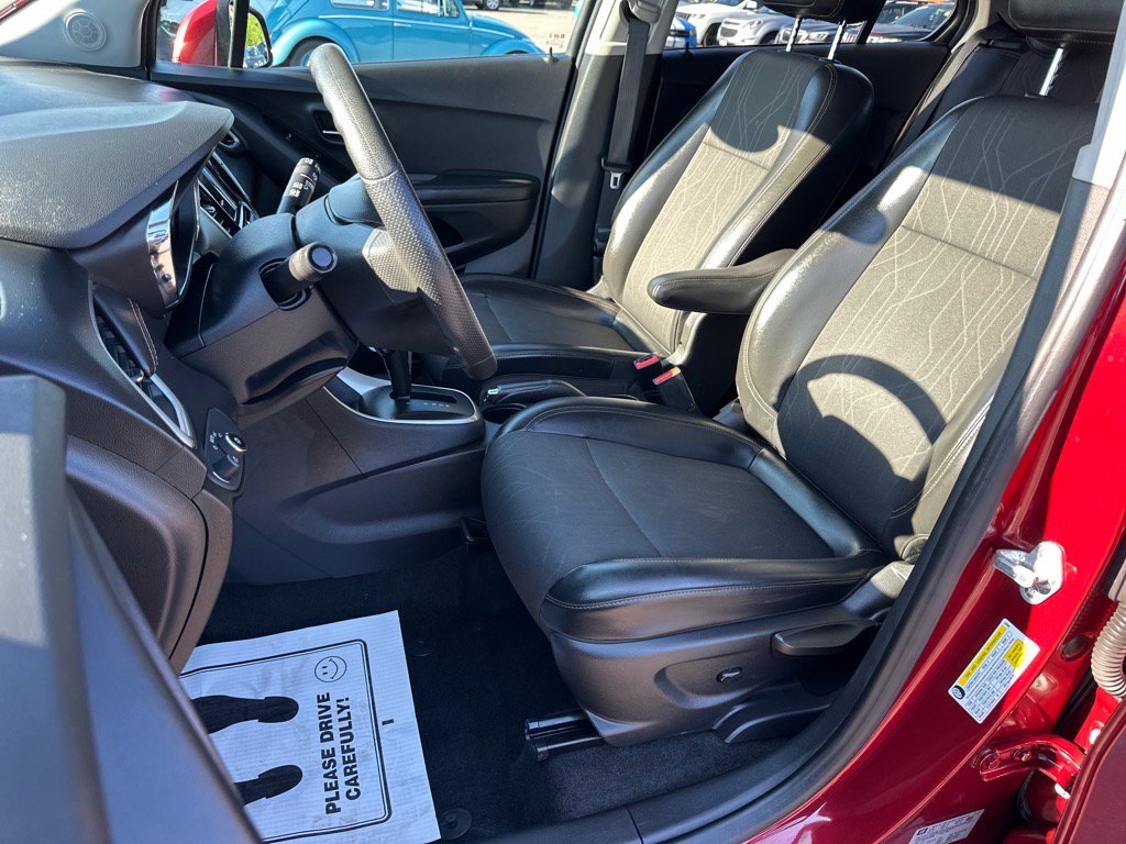 Used 2021 Chevrolet Trax LT image 15