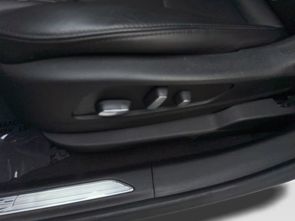 Used 2019 Cadillac XT5 Premium Luxury FWD image 31