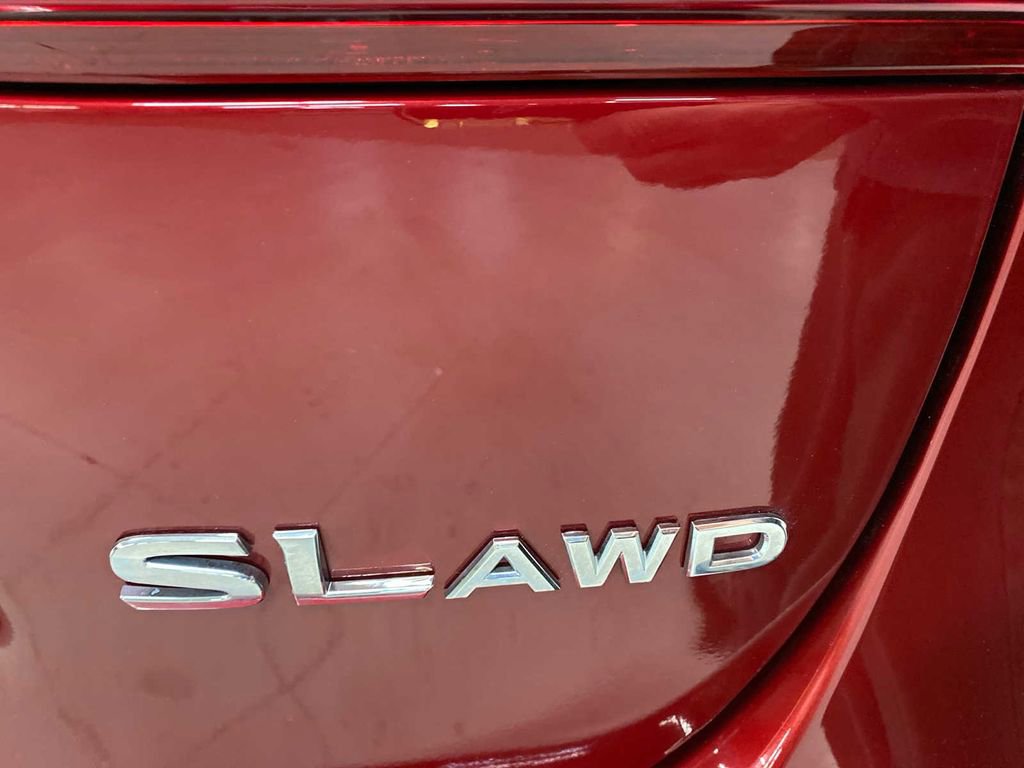 Used 2020 Nissan Rogue Sport SL image 29