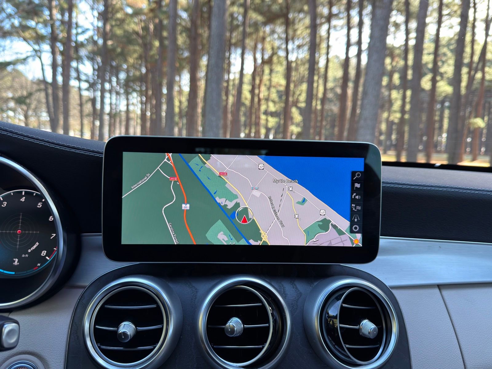 Used 2022 Mercedes-Benz C 300 Cabriolet image 2