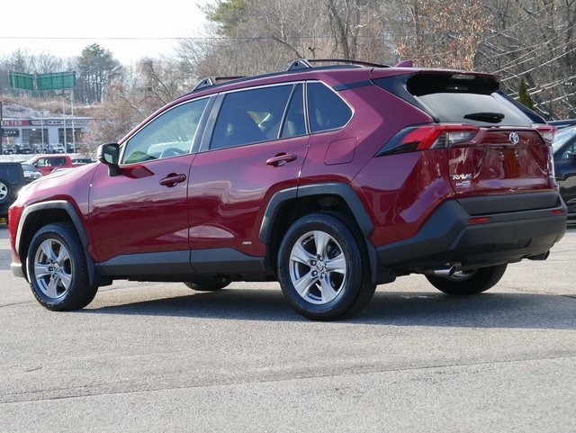 Used 2024 Toyota RAV4 LE image 4