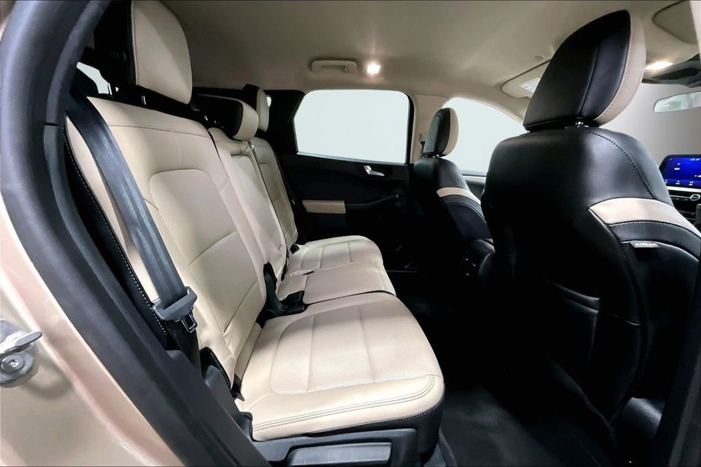Used 2020 Ford Escape SEL image 24