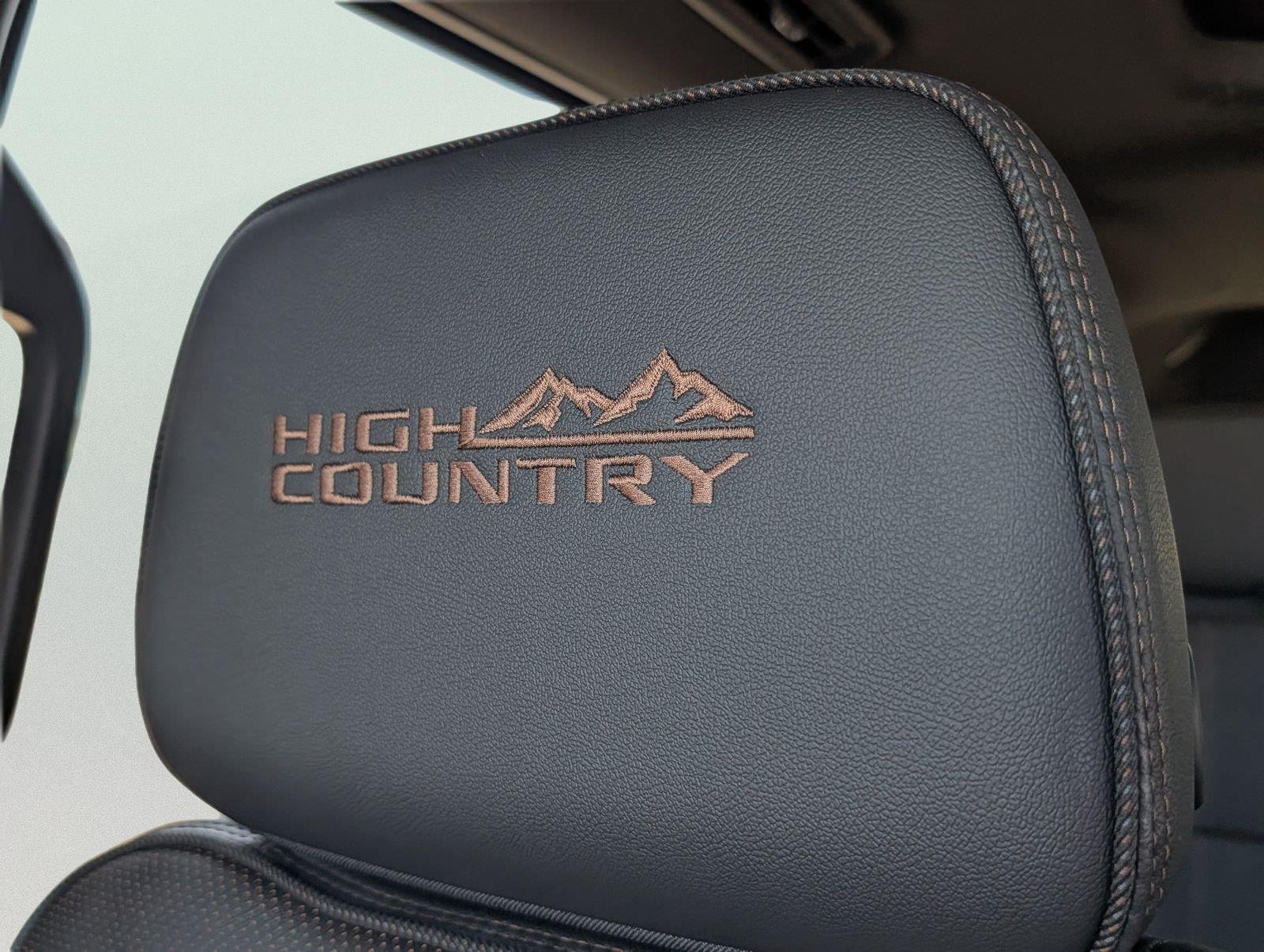 New 2026 Chevrolet Tahoe High Country RWD image 17