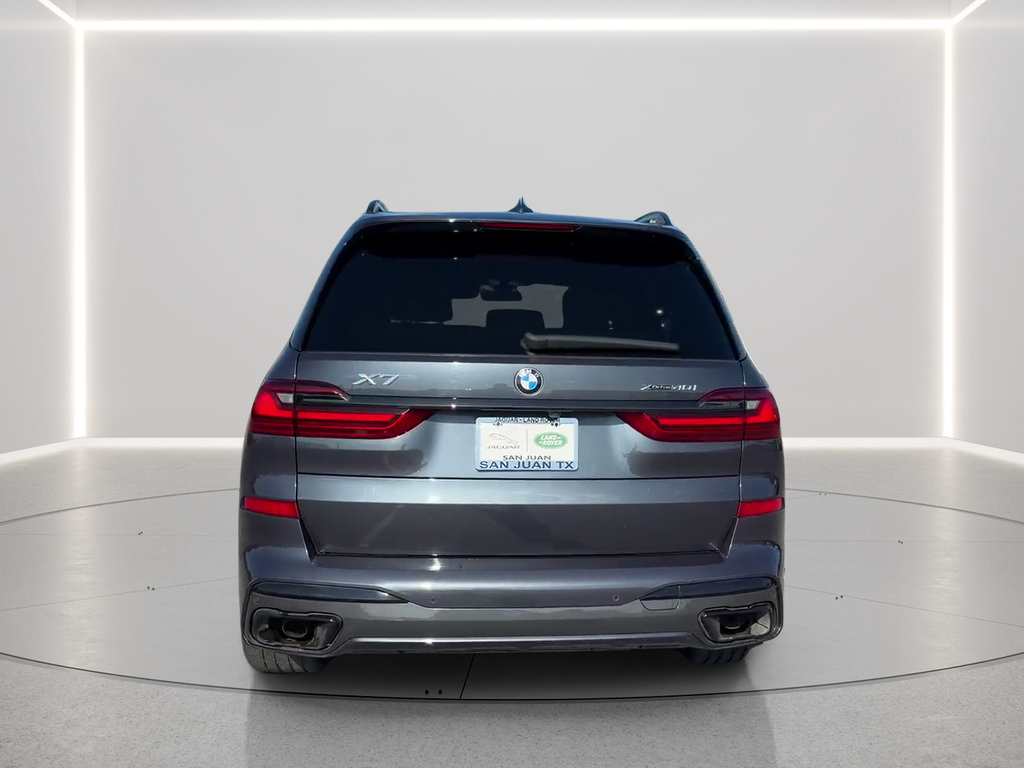 Used 2022 BMW X7 xDrive40i w/ M Sport Package AWD/4WD image 6