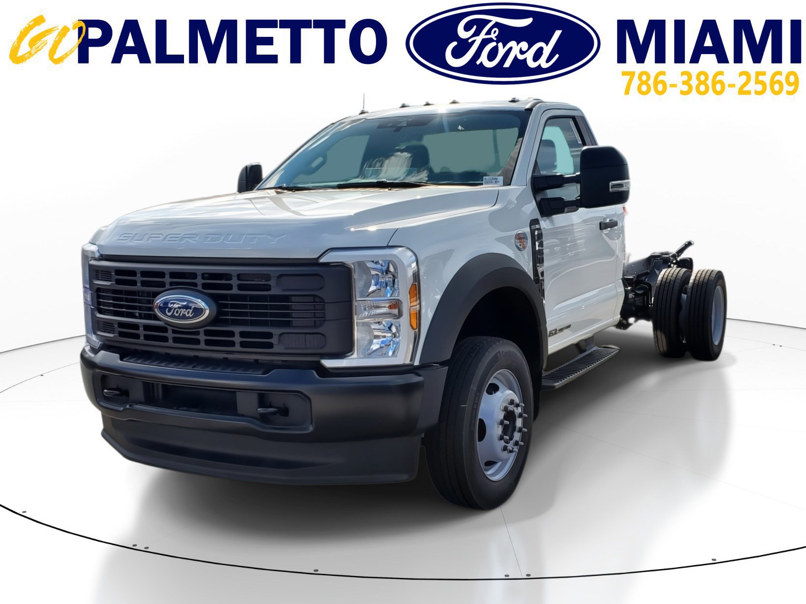 New 2024 Ford F450 XL w/ XL Chrome Package image 3