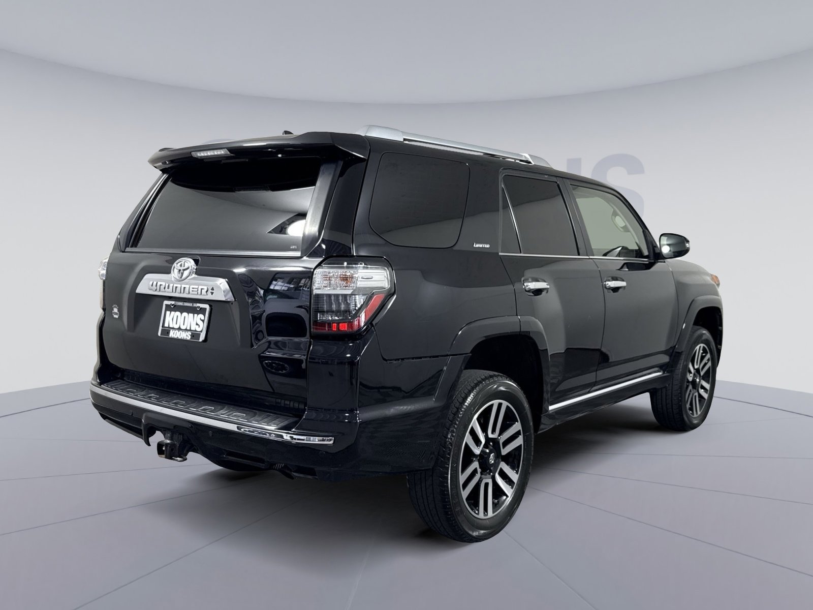 Used 2019 Toyota 4Runner Limited AWD/4WD image 7