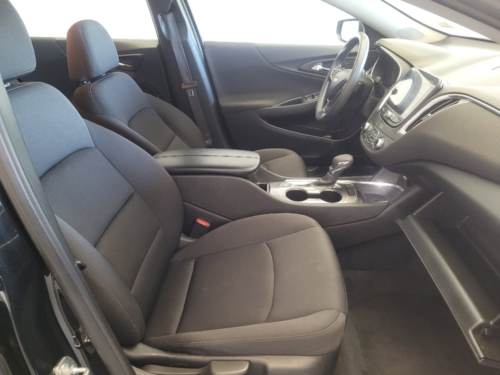 Used 2021 Chevrolet Malibu LT FWD image 21