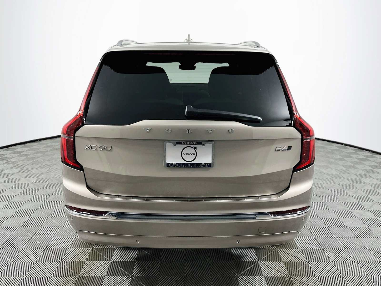 New 2027 Volvo XC90 B6 Plus AWD/4WD image 6