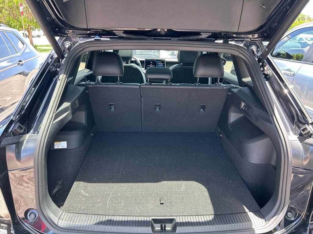 Used 2025 Volkswagen Tiguan SE R-Line AWD/4WD image 47