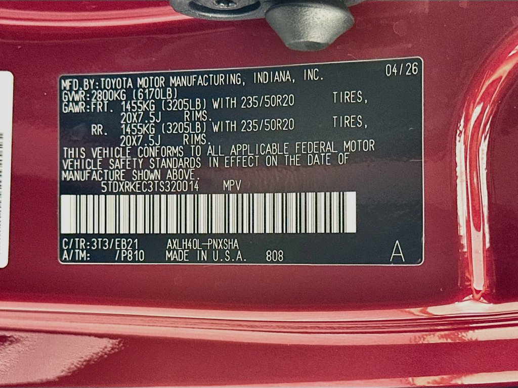 Certified 2026 Toyota Sienna XSE FWD image 33