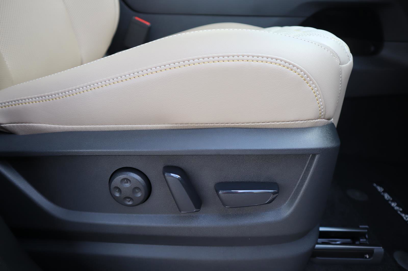 New 2026 Nissan Armada Platinum image 61