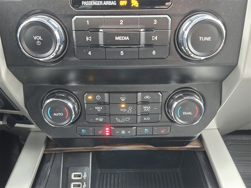 Used 2020 Ford F150 Lariat image 17