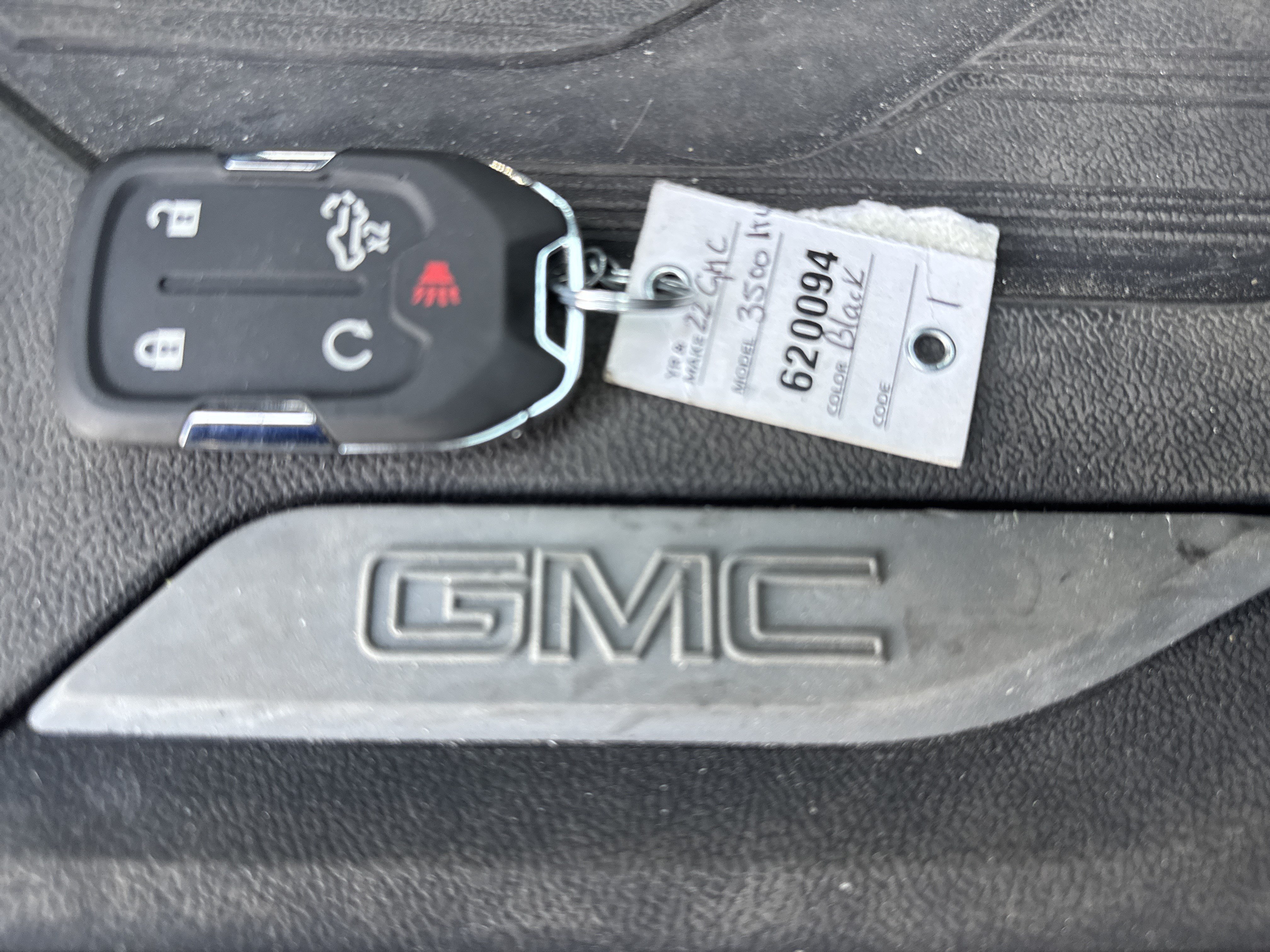 Used 2022 GMC Sierra 3500 AT4 AWD/4WD image 22