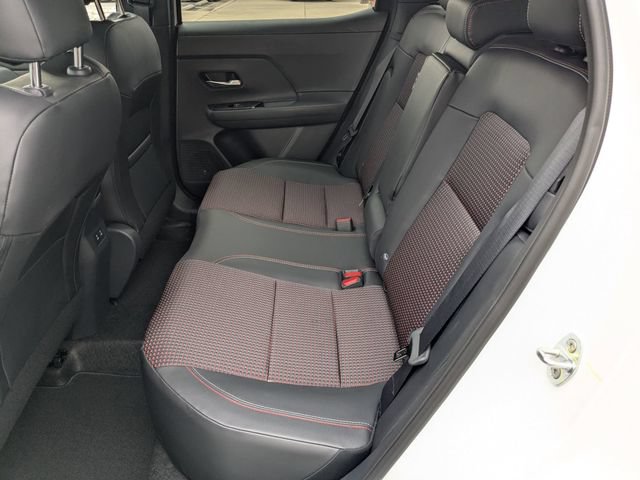New 2026 Nissan Kicks SR w/ Cold Weather Package FWD image 24