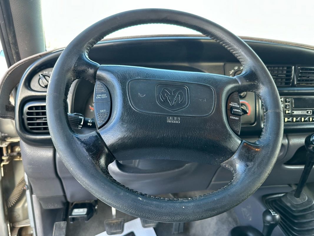 Used 1999 Dodge Ram 3500 Truck SLT image 35