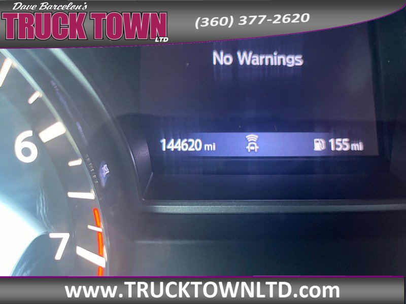 Used 2020 Nissan Pathfinder S AWD/4WD image 24