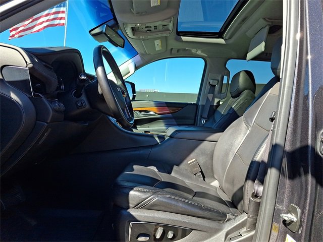 Used 2016 Cadillac Escalade Premium image 13