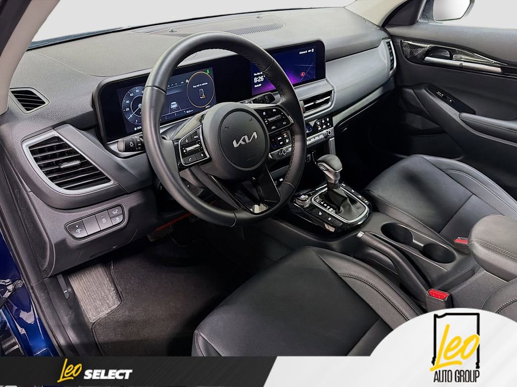 Used 2025 Kia Seltos EX w/ EX Sunroof Package image 9