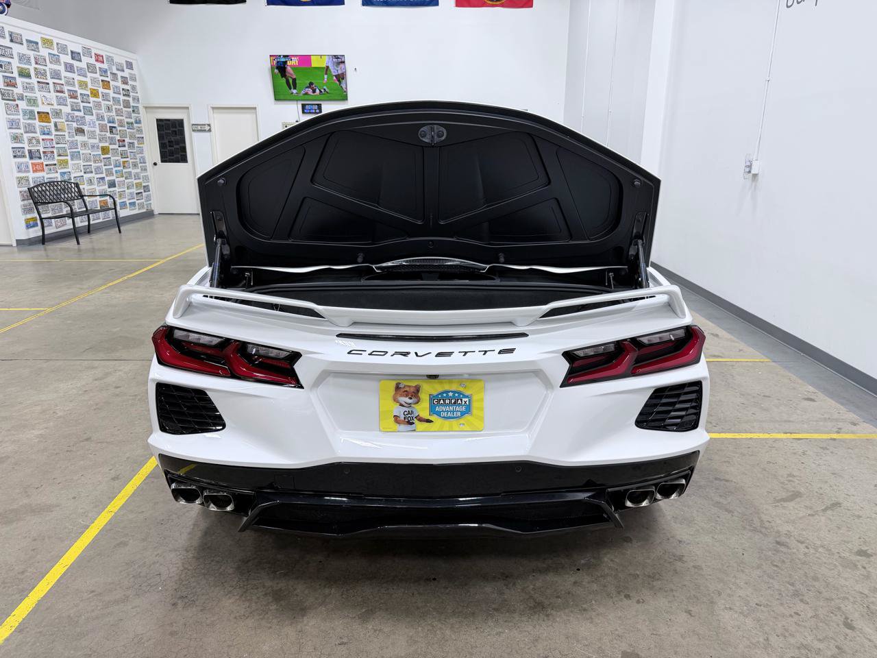 Used 2023 Chevrolet Corvette Stingray Premium Conv w/ Z51 Performance Package RWD image 27