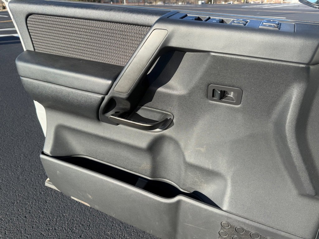 Used 2012 Nissan Titan SV image 19