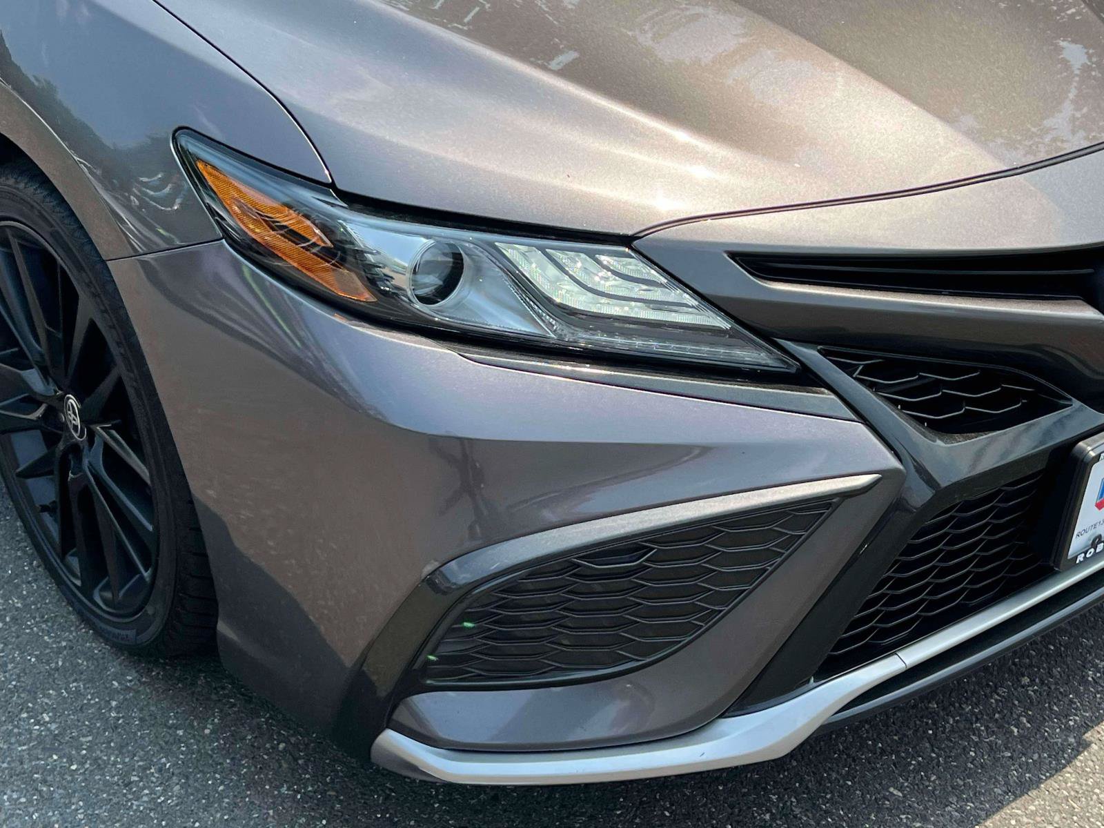 Used 2021 Toyota Camry XSE AWD/4WD image 7