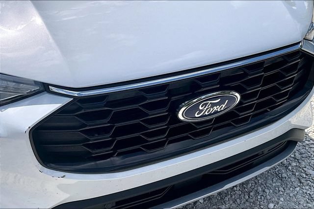 Used 2025 Ford Escape ST-Line FWD image 29