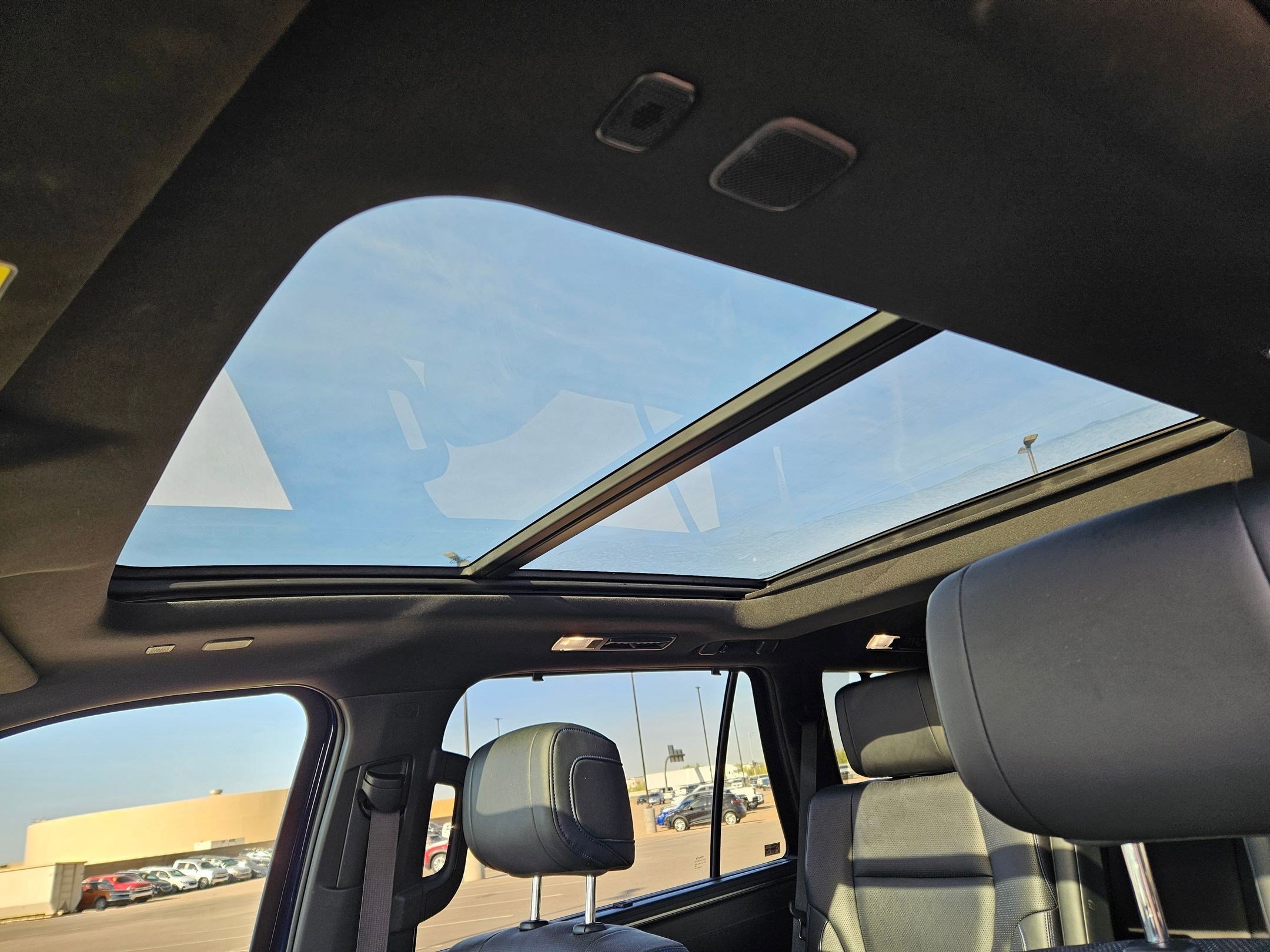 Used 2023 Toyota Sequoia Platinum image 15