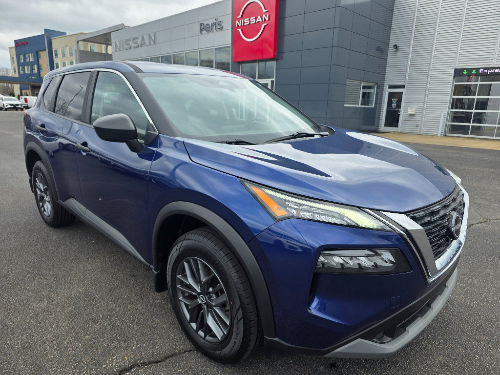 Used 2023 Nissan Rogue S video 1