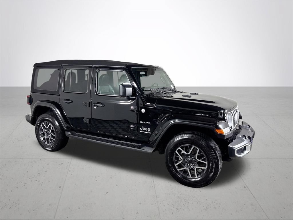 Used 2024 Jeep Wrangler Unlimited Sahara w/ Technology Group AWD/4WD image 5