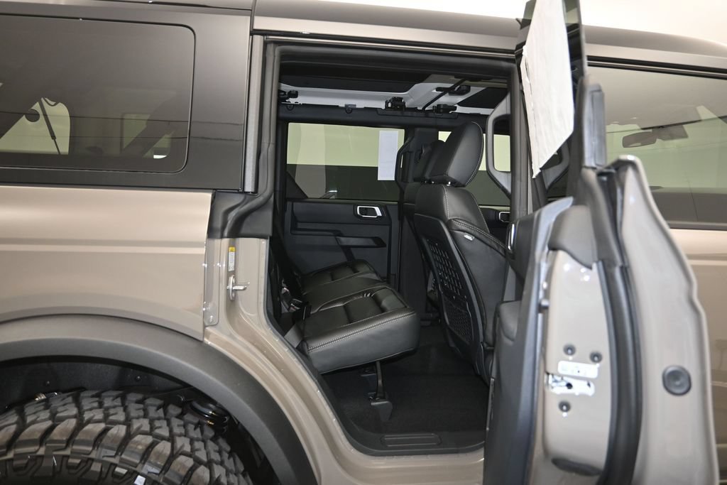New 2026 Ford Bronco Big Bend w/ Black Appearance Package AWD/4WD image 25