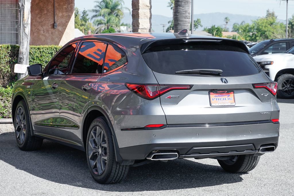 Used 2023 Acura MDX A-Spec image 6