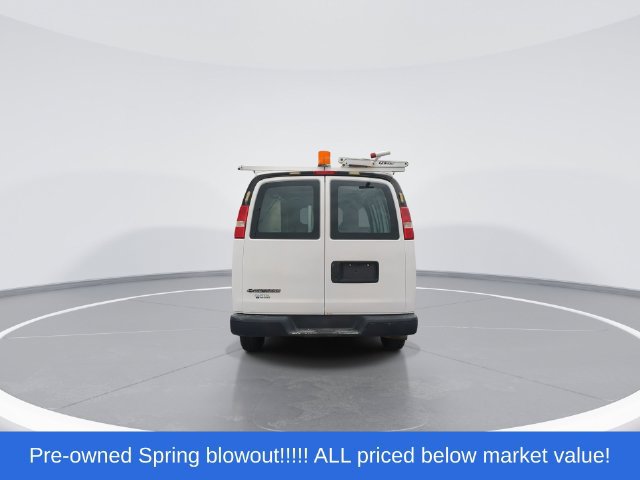 Used 2016 Chevrolet Express 2500 RWD image 7