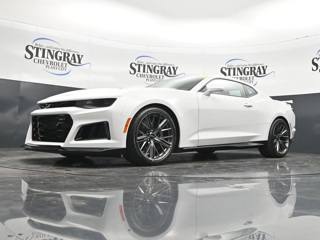 Used 2023 Chevrolet Camaro ZL1 RWD image 28