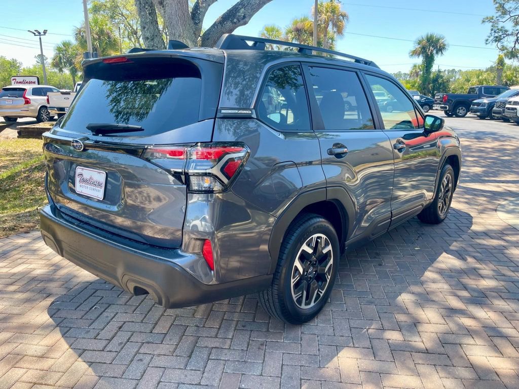 Used 2025 Subaru Forester Premium w/ Convenience Package #1 AWD/4WD image 6