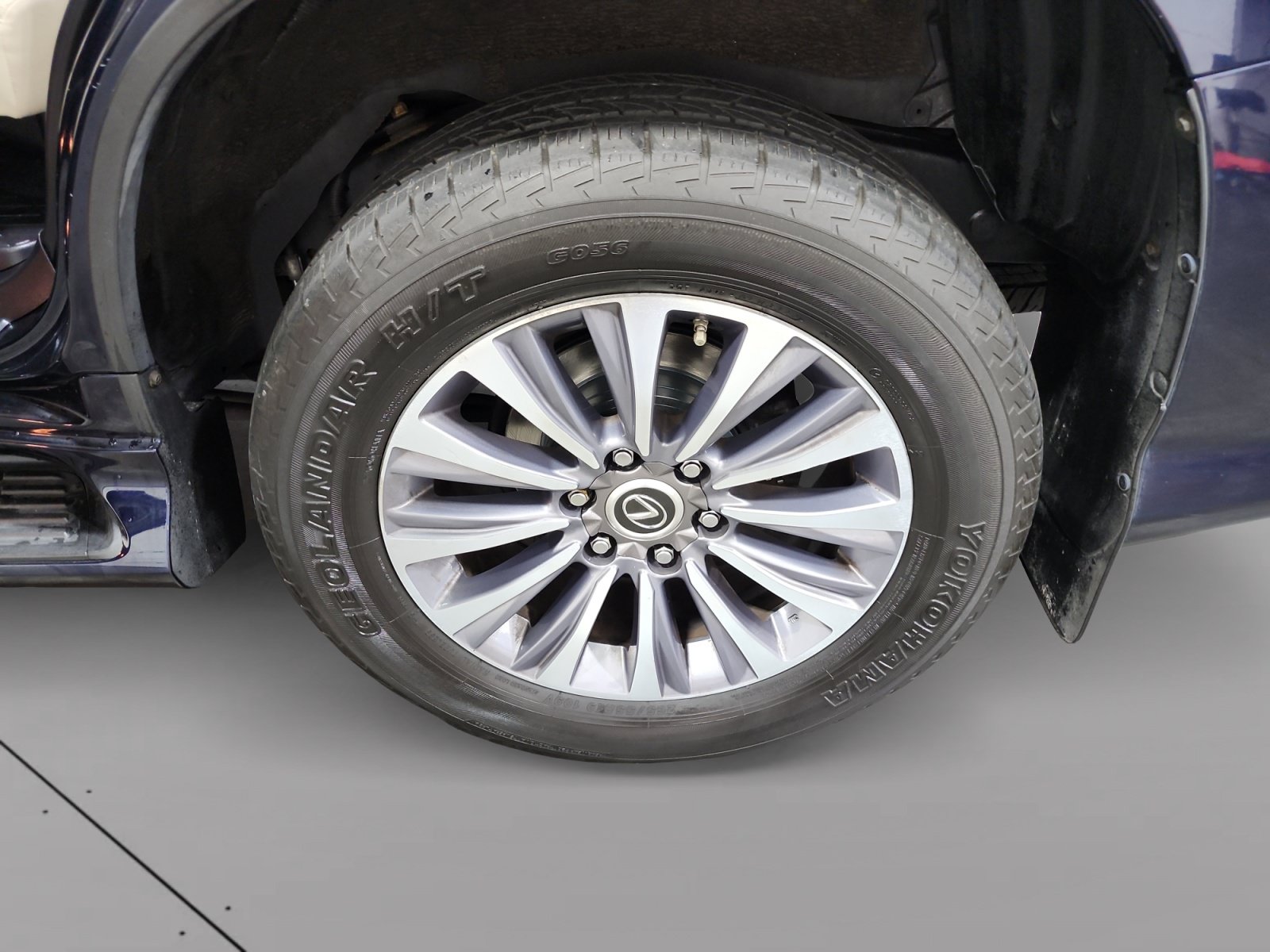 Used 2020 Lexus GX 460 Luxury w/ Accessory Package AWD/4WD image 14