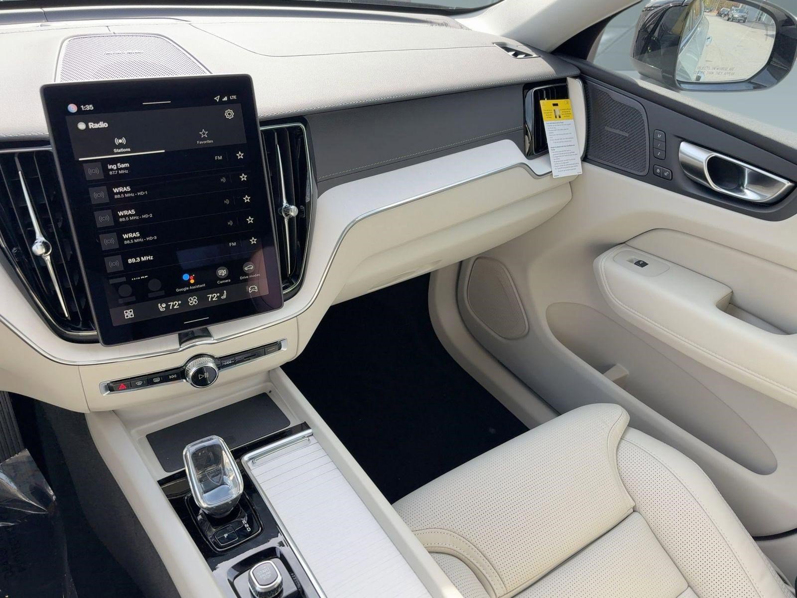 New 2026 Volvo XC60 B5 Ultra w/ Climate Package image 27