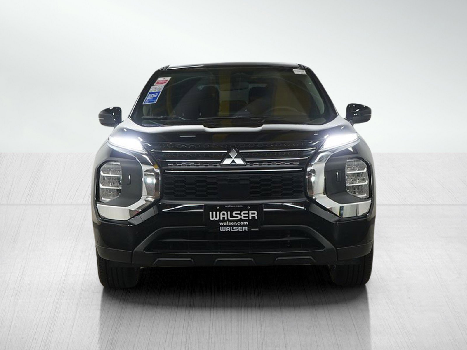 Used 2024 Mitsubishi Outlander ES image 8