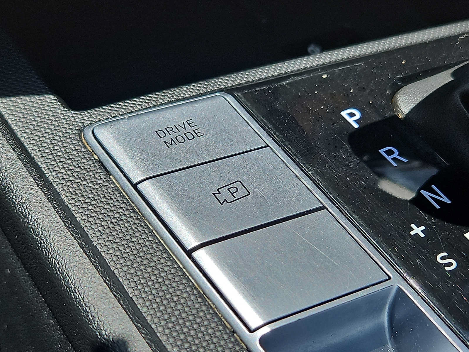 Used 2025 Hyundai Elantra SEL FWD image 27