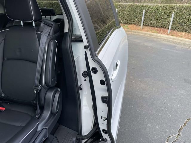 Used 2025 Honda Odyssey Touring image 25