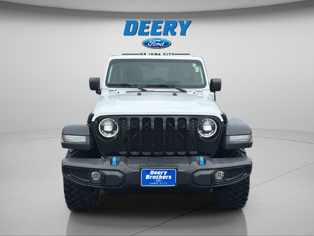 Used 2023 Jeep Wrangler Unlimited w/ Cold Weather Group AWD/4WD image 16