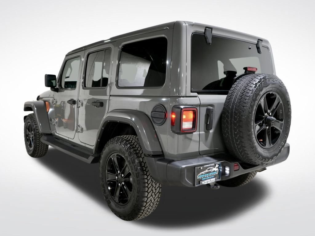 Used 2022 Jeep Wrangler Unlimited Sahara image 7