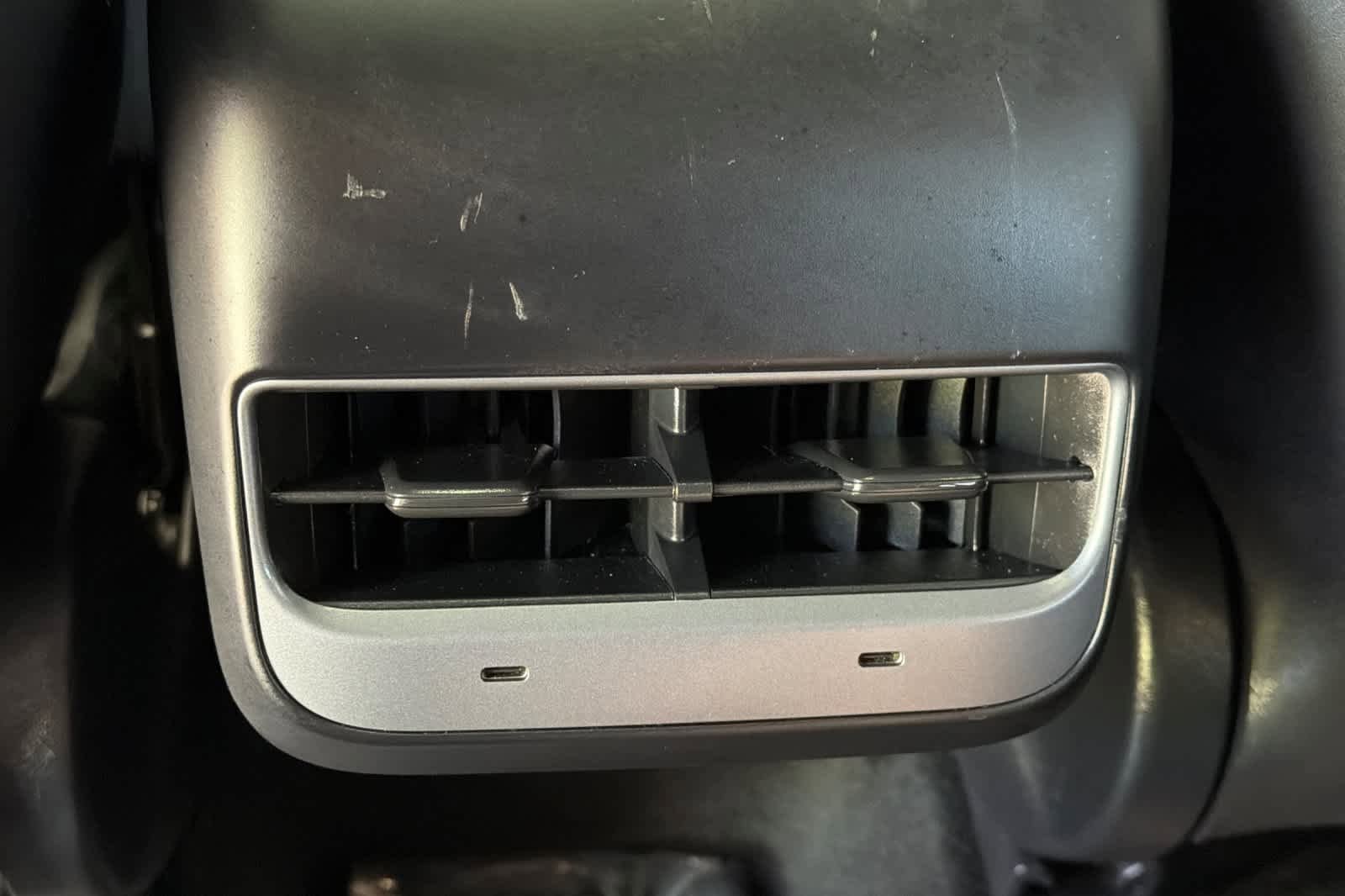 Used 2023 Tesla Model Y Performance AWD/4WD image 14