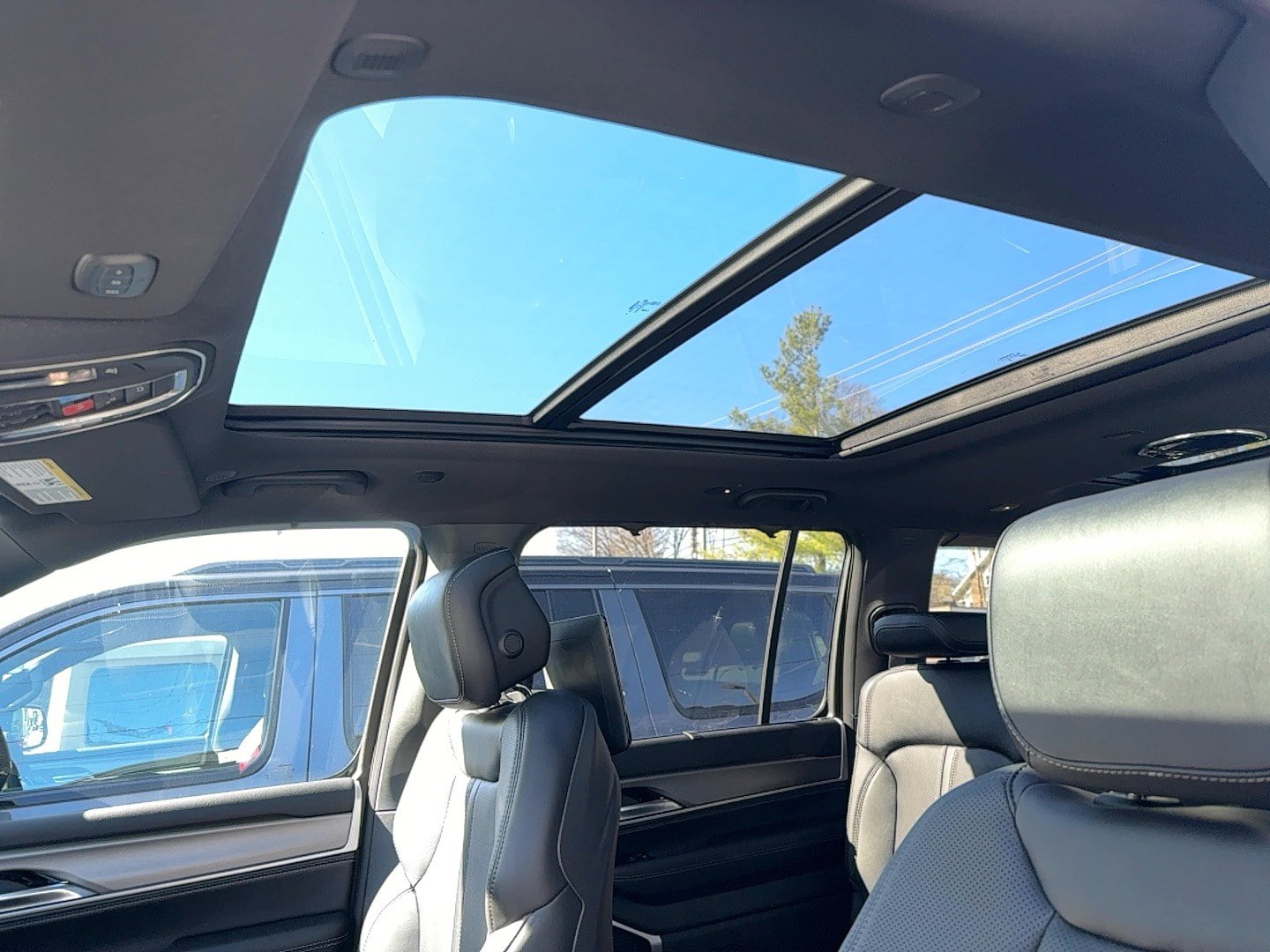 New 2026 Jeep Grand Wagoneer L Limited image 9